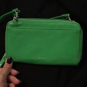 Crossbody wallet